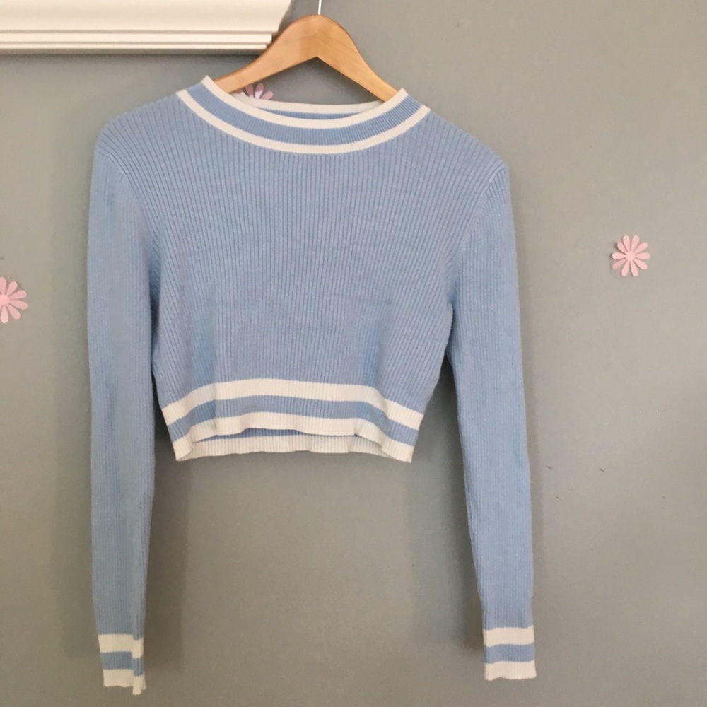Blue long sleep crop top